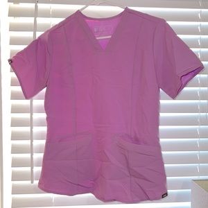 FIGS SCRUB TOP